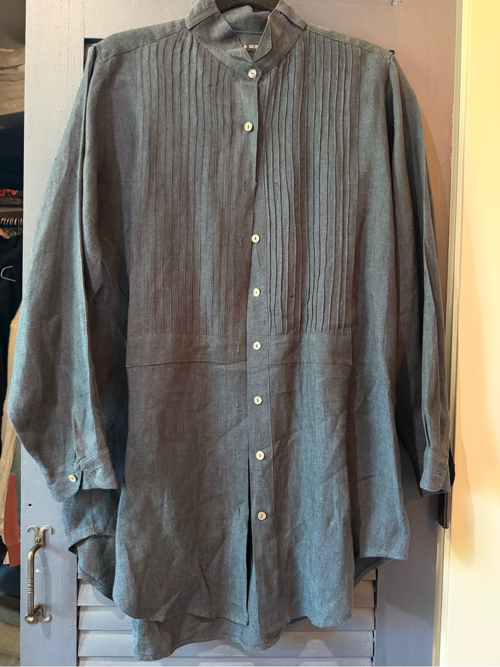 Women’s navy Pleated Button-Up top